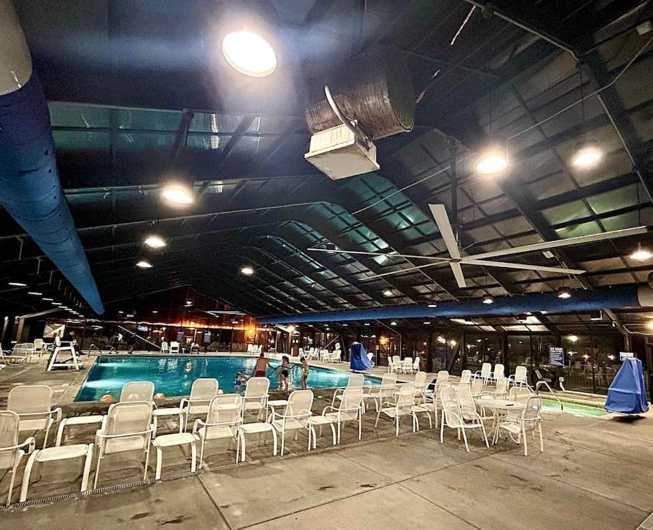 בראנסון Sunago Suites מראה חיצוני תמונה